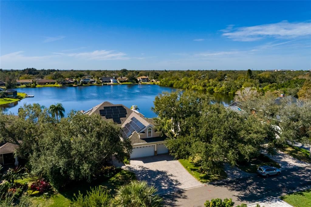 For Sale: $1,749,000 (5 beds, 5 baths, 4548 Square Feet)