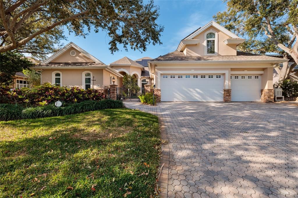 For Sale: $1,749,000 (5 beds, 5 baths, 4548 Square Feet)