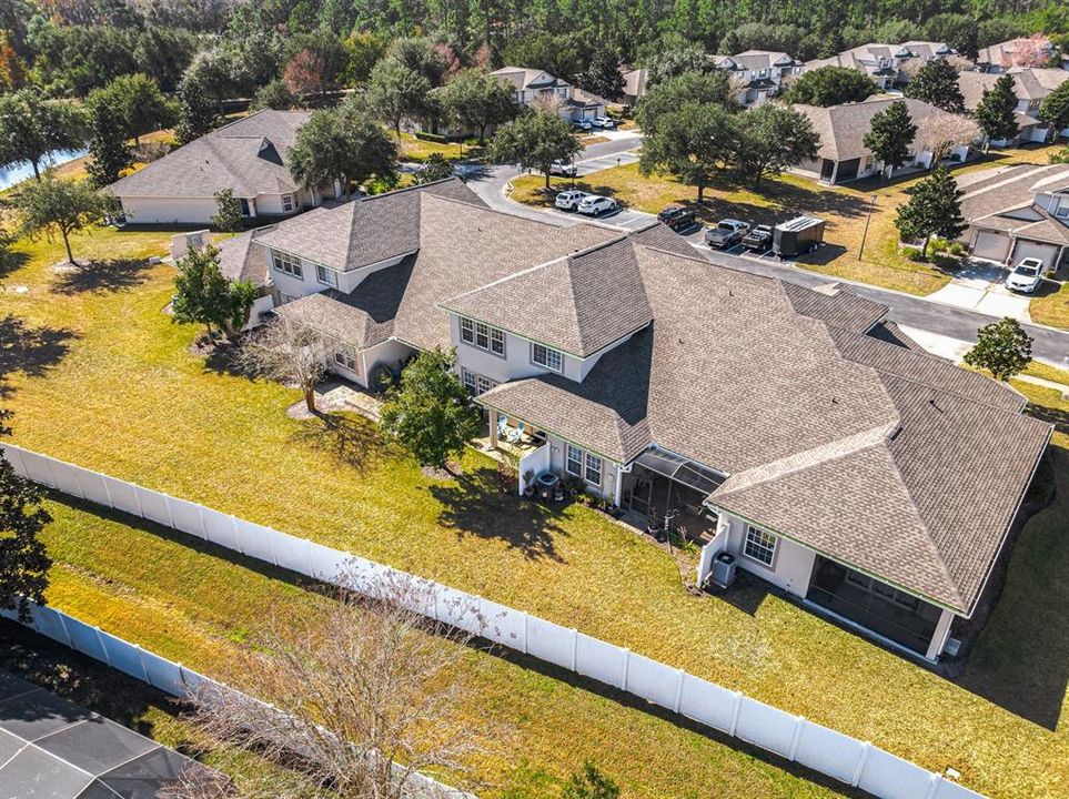 Под контрактом: $325,000 (4 спален, 3 ванн, 1988 Квадратных фут)