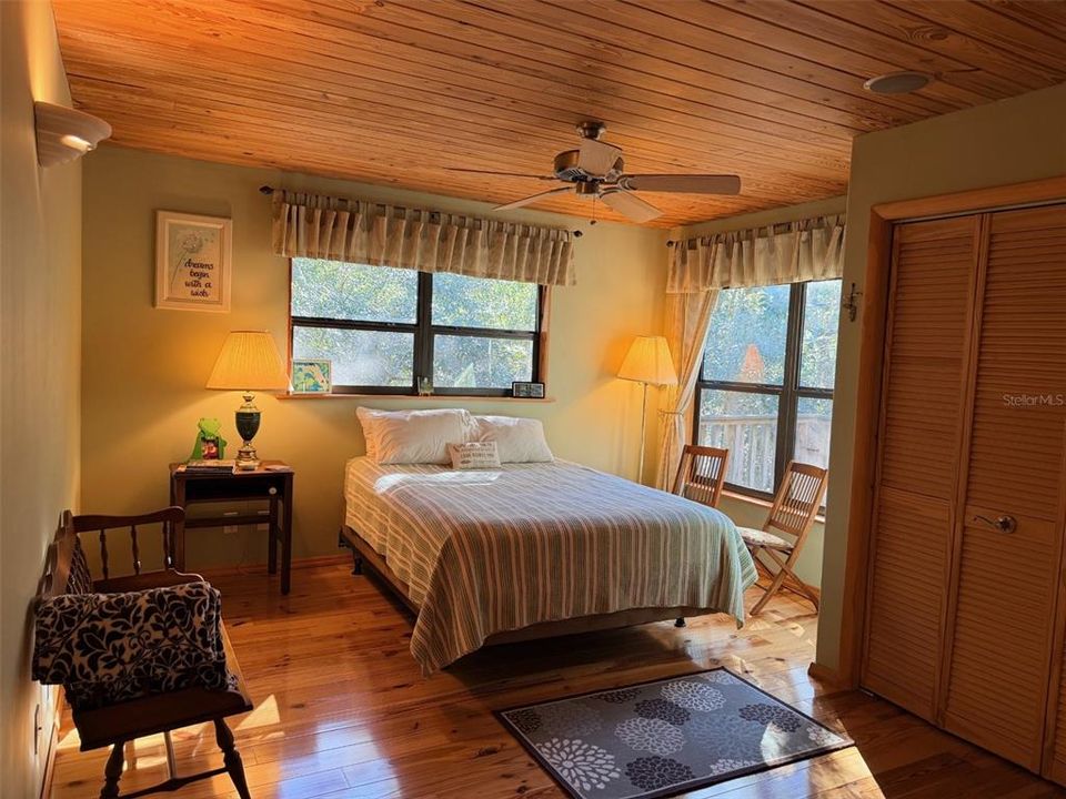 En Venta: $489,900 (2 camas, 2 baños, 2149 Pies cuadrados)