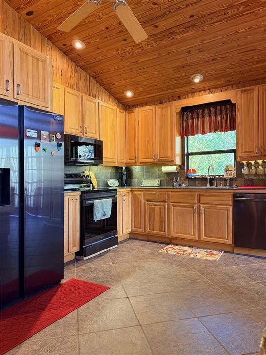 En Venta: $489,900 (2 camas, 2 baños, 2149 Pies cuadrados)