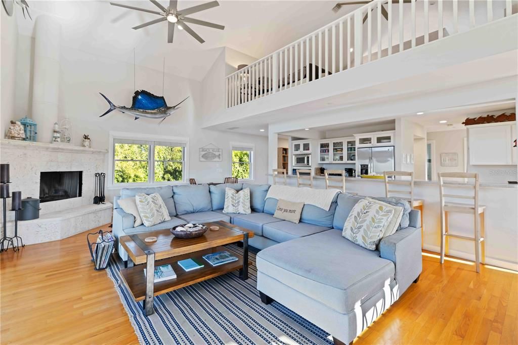 For Sale: $899,900 (3 beds, 2 baths, 1865 Square Feet)
