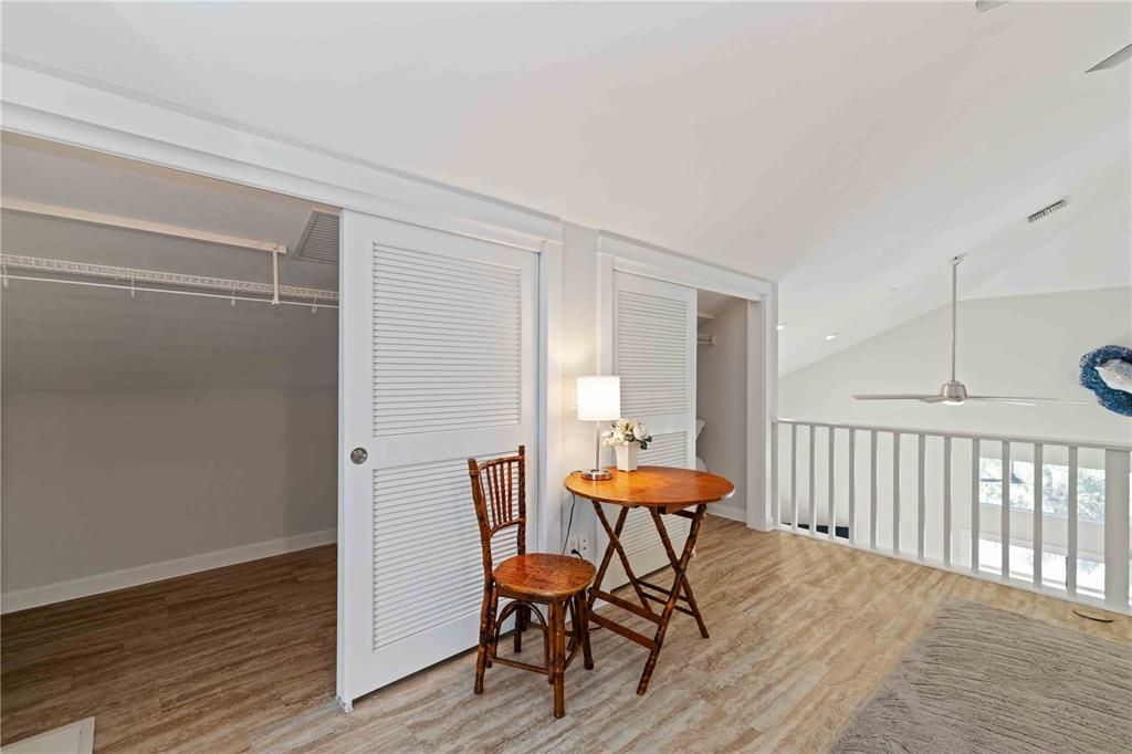 For Sale: $899,900 (3 beds, 2 baths, 1865 Square Feet)