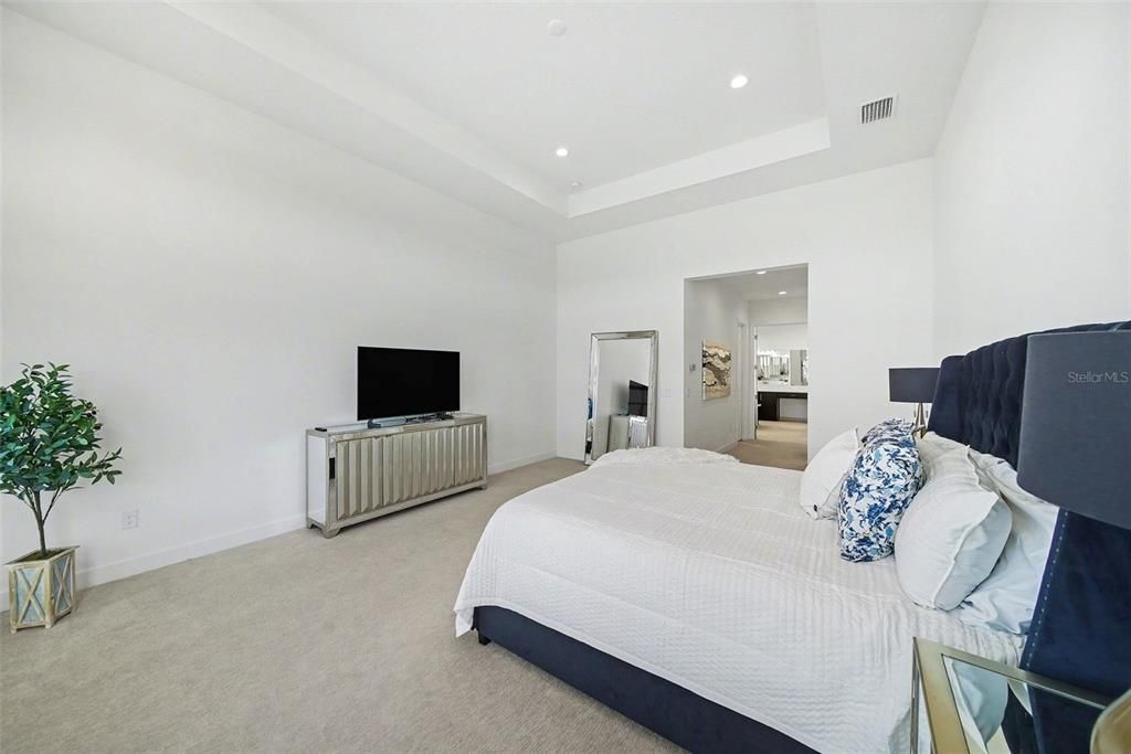 For Sale: $1,230,000 (4 beds, 5 baths, 4501 Square Feet)
