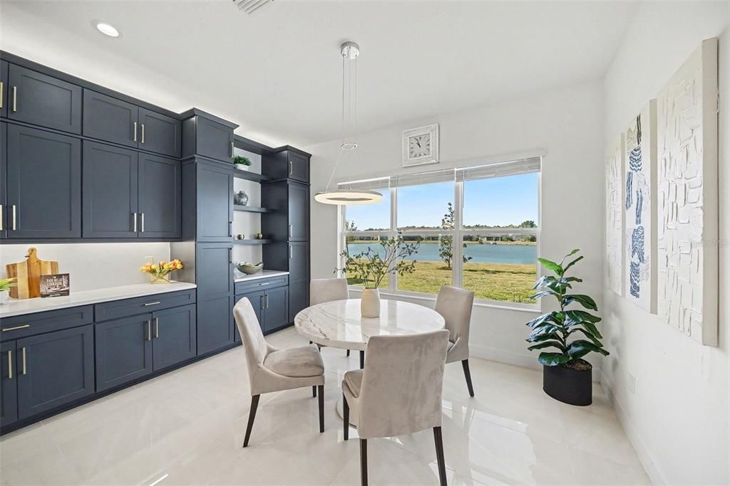 For Sale: $1,230,000 (4 beds, 5 baths, 4501 Square Feet)