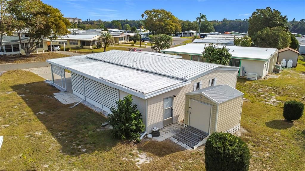 Active With Contract: $184,900 (3 beds, 2 baths, 1392 Square Feet)