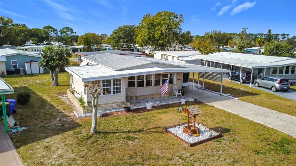 Active With Contract: $184,900 (3 beds, 2 baths, 1392 Square Feet)
