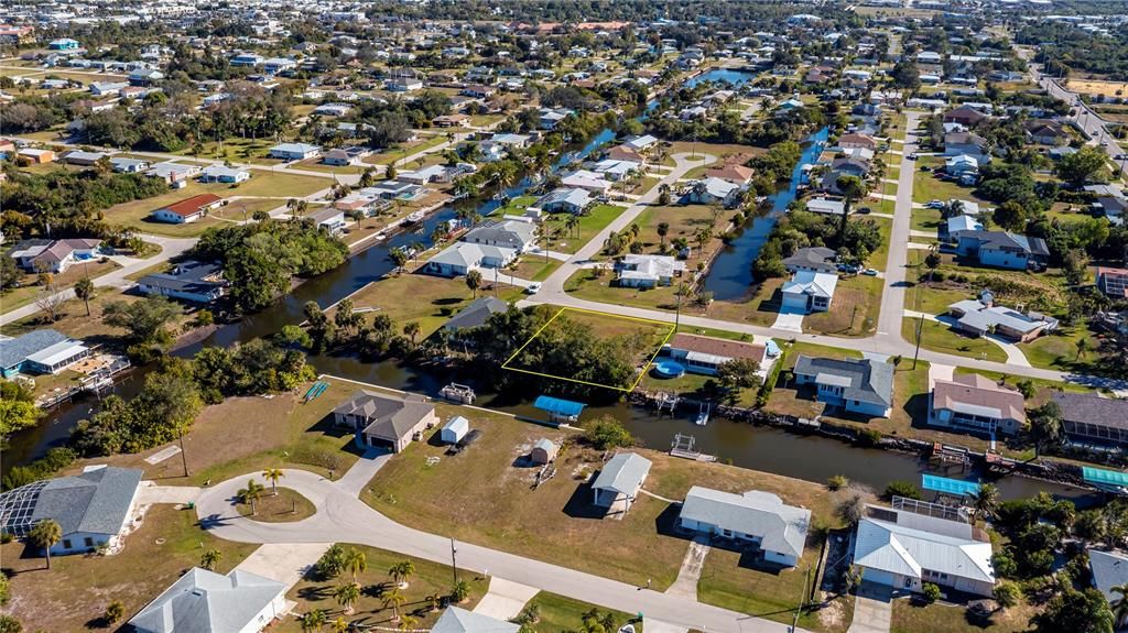 待售: $85,000 (0.25 acres)