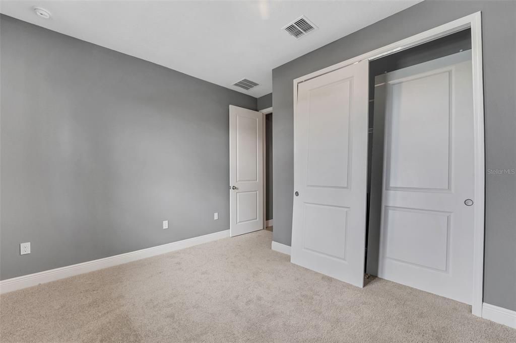 Active With Contract: $339,990 (3 beds, 3 baths, 2035 Square Feet)