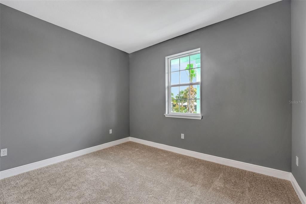 Active With Contract: $339,990 (3 beds, 3 baths, 2035 Square Feet)