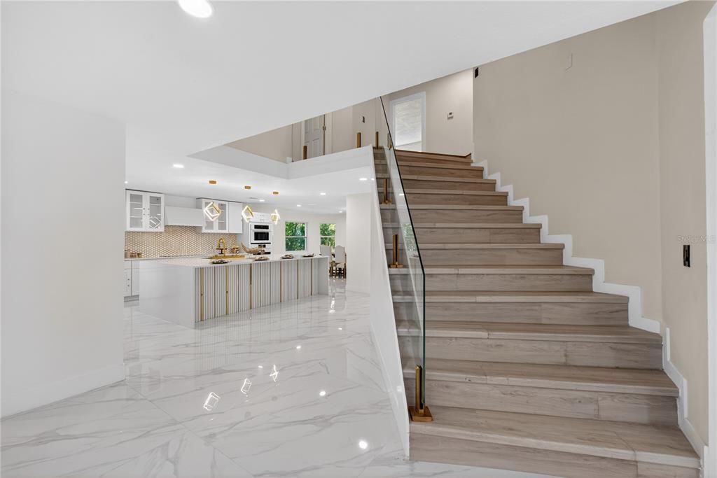 En Venta: $1,400,000 (4 camas, 4 baños, 4975 Pies cuadrados)