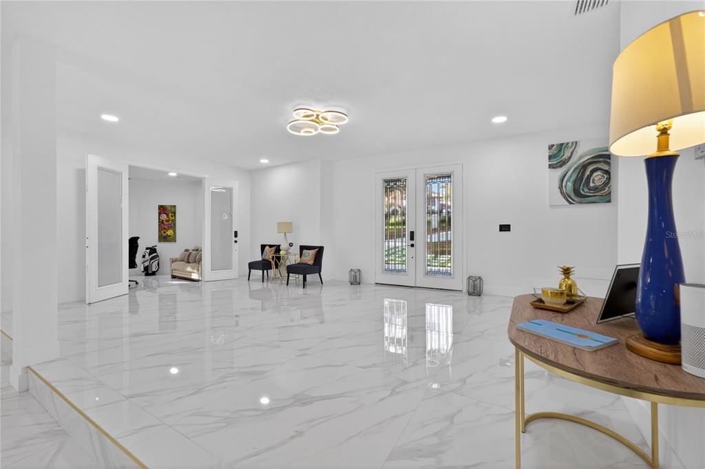 En Venta: $1,400,000 (4 camas, 4 baños, 4975 Pies cuadrados)