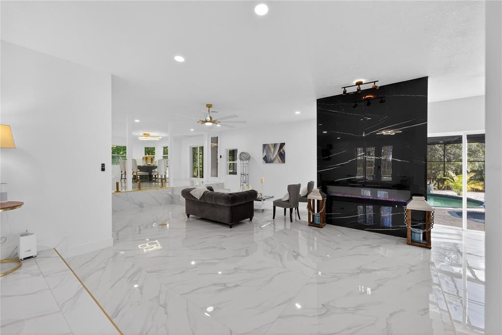 En Venta: $1,400,000 (4 camas, 4 baños, 4975 Pies cuadrados)