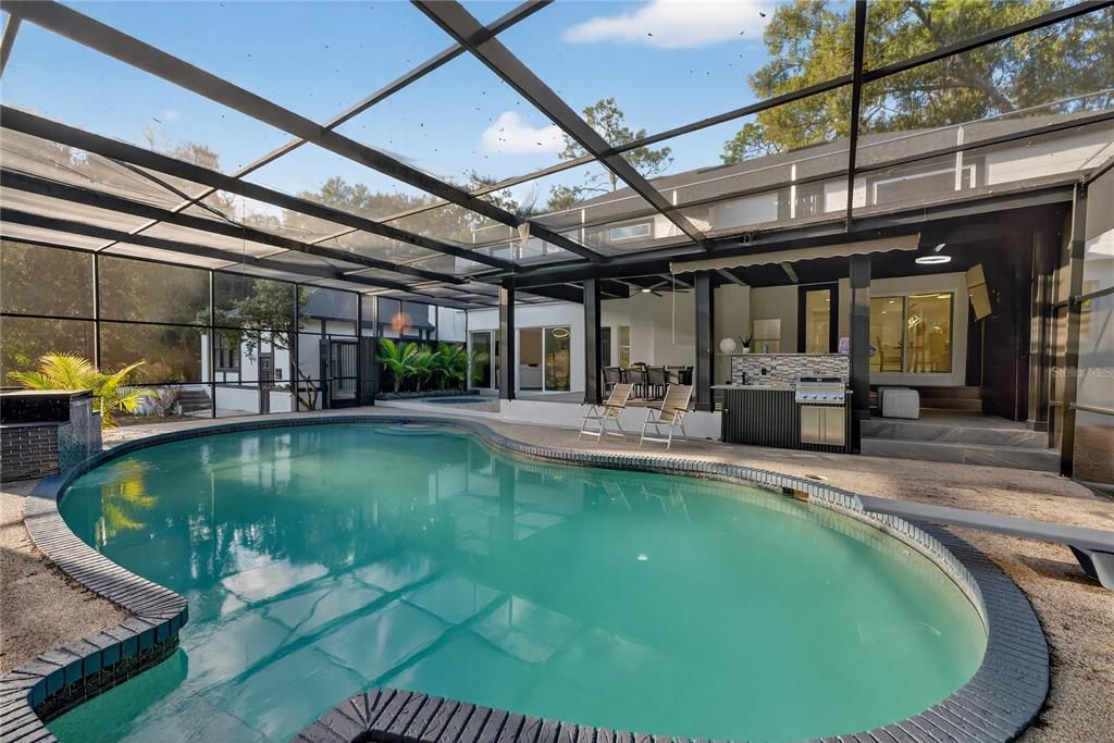 En Venta: $1,400,000 (4 camas, 4 baños, 4975 Pies cuadrados)
