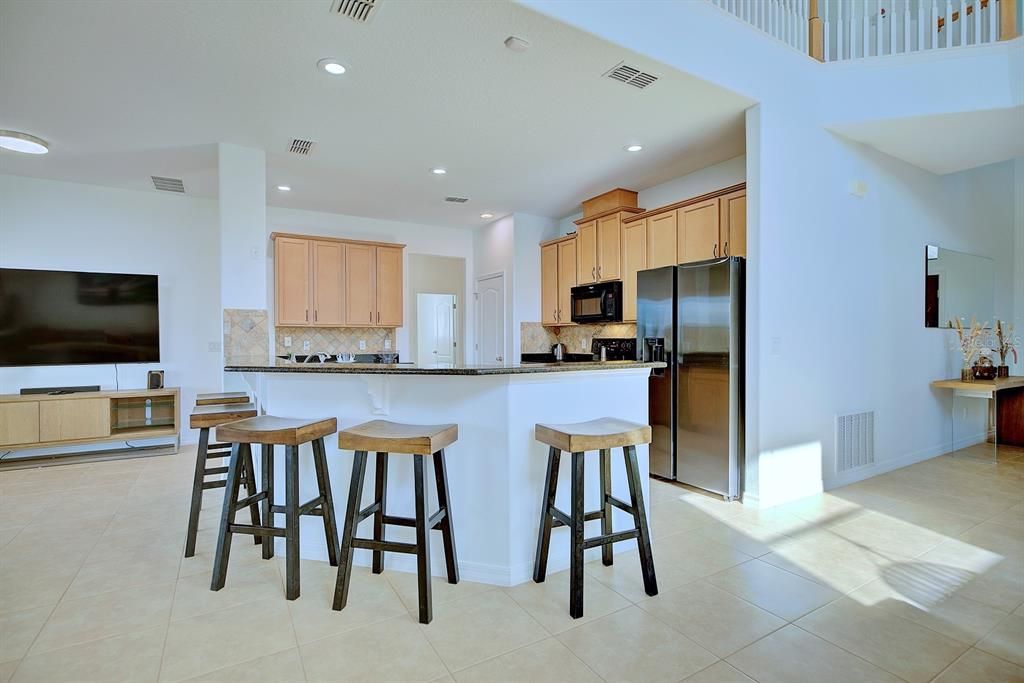 En Venta: $615,000 (4 camas, 3 baños, 3170 Pies cuadrados)