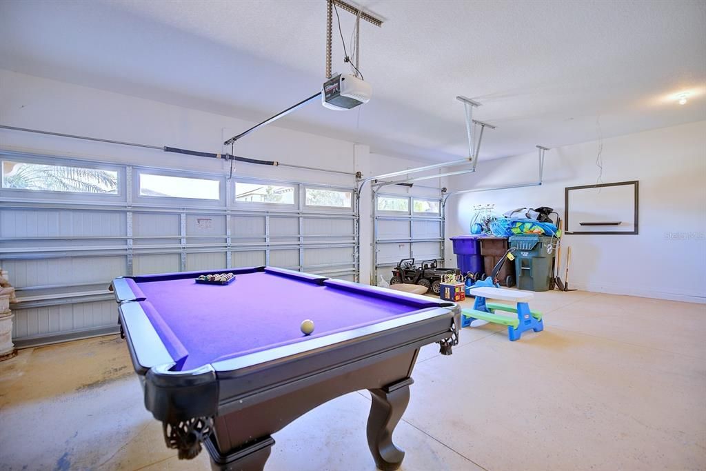 En Venta: $615,000 (4 camas, 3 baños, 3170 Pies cuadrados)
