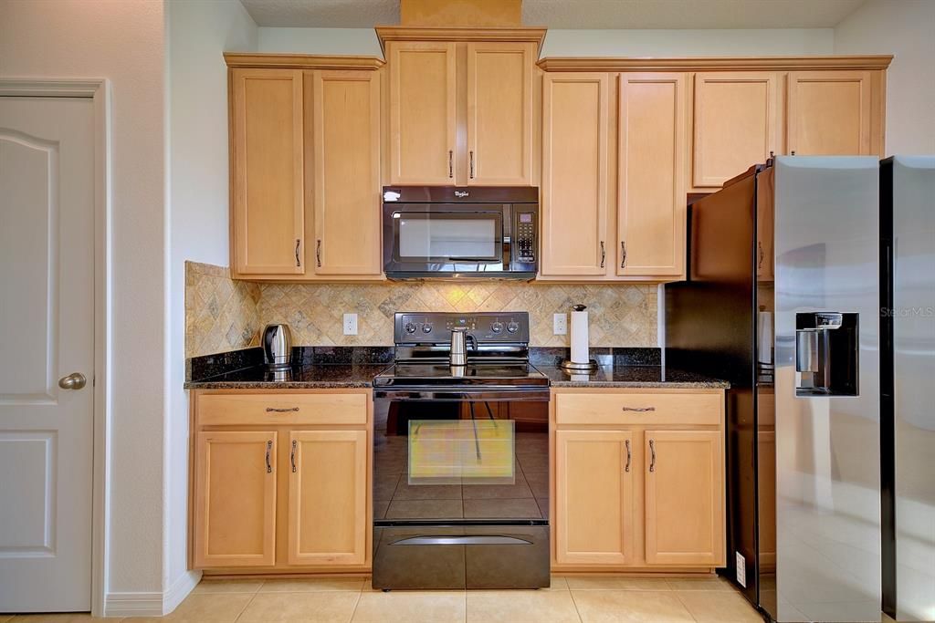 En Venta: $615,000 (4 camas, 3 baños, 3170 Pies cuadrados)