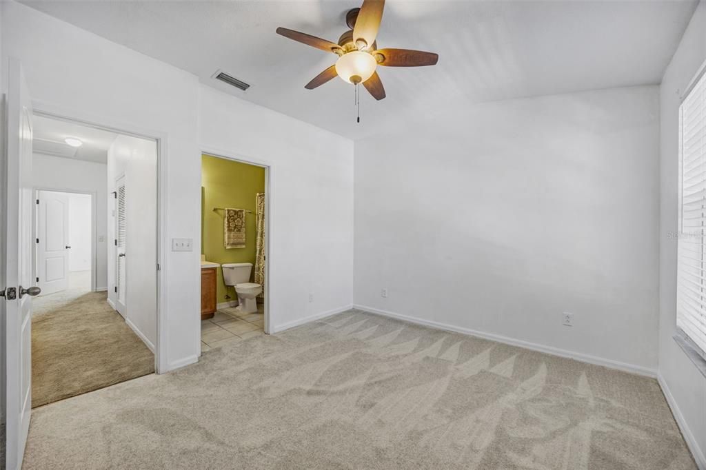 En Venta: $239,000 (2 camas, 2 baños, 1383 Pies cuadrados)