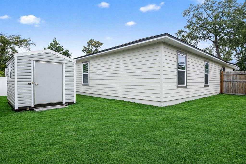 Activo con contrato: $244,900 (3 camas, 2 baños, 1200 Pies cuadrados)