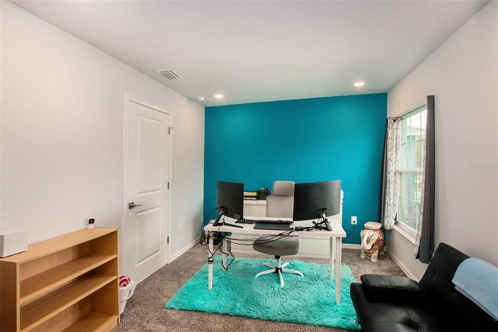 For Sale: $360,000 (5 beds, 3 baths, 2450 Square Feet)