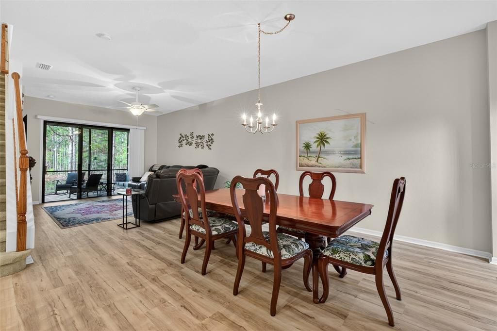 На продажу: $355,000 (3 спален, 3 ванн, 1765 Квадратных фут)