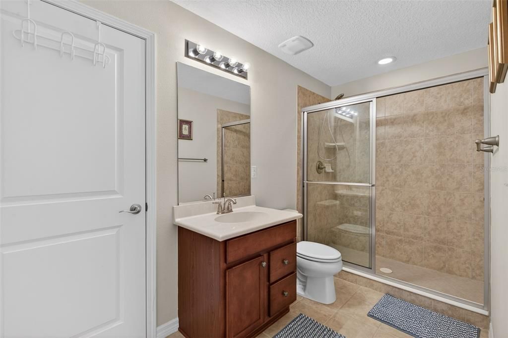 На продажу: $355,000 (3 спален, 3 ванн, 1765 Квадратных фут)