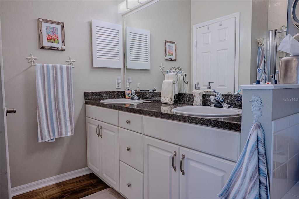 En Venta: $285,000 (2 camas, 2 baños, 1161 Pies cuadrados)