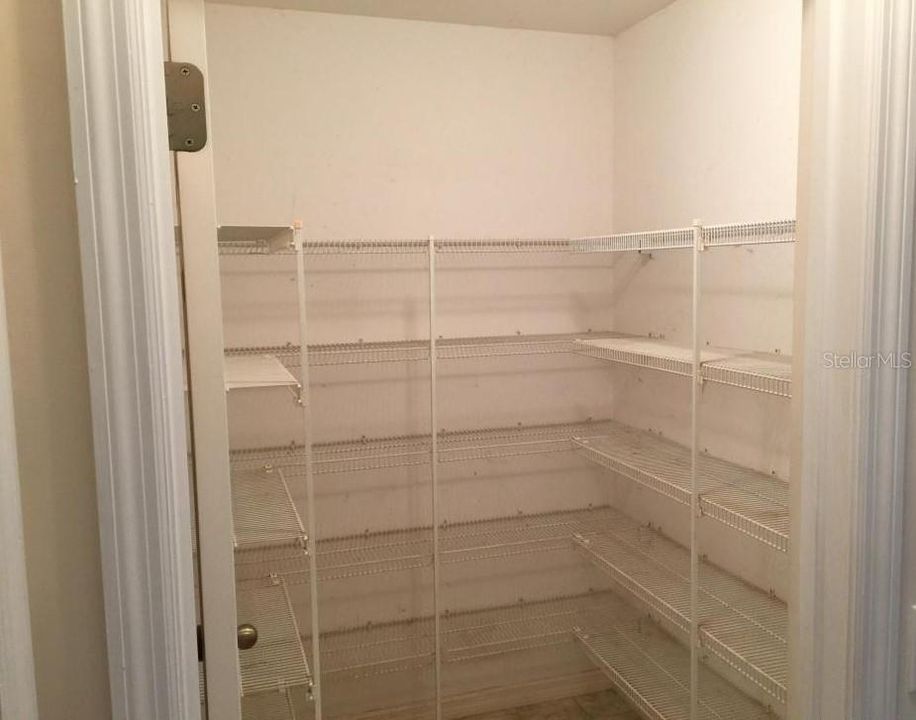 На продажу: $305,900 (3 спален, 2 ванн, 1478 Квадратных фут)