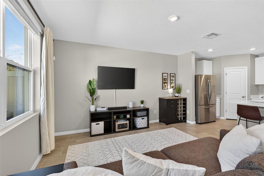For Sale: $312,000 (3 beds, 2 baths, 1539 Square Feet)