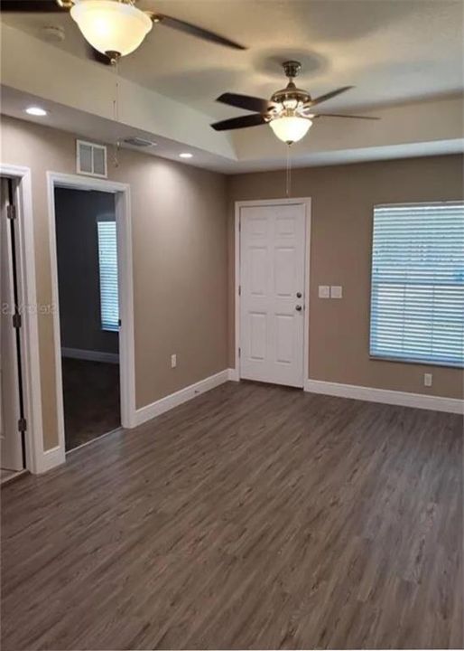 待售: $339,000 (4 贝兹, 0 浴室, 1766 平方英尺)