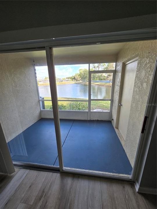 Под контрактом: $223,000 (2 спален, 2 ванн, 1152 Квадратных фут)