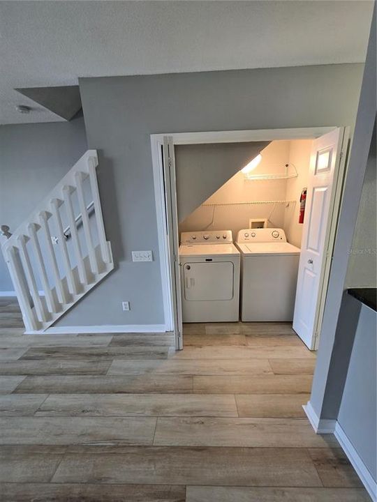 Под контрактом: $223,000 (2 спален, 2 ванн, 1152 Квадратных фут)