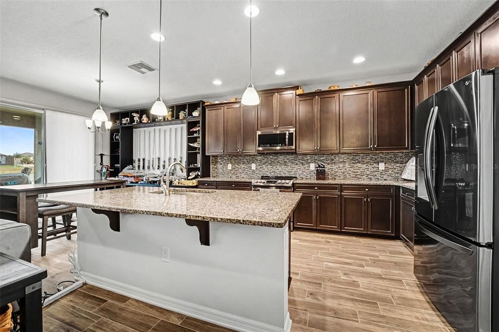 Active With Contract: $405,000 (4 beds, 3 baths, 2313 Square Feet)