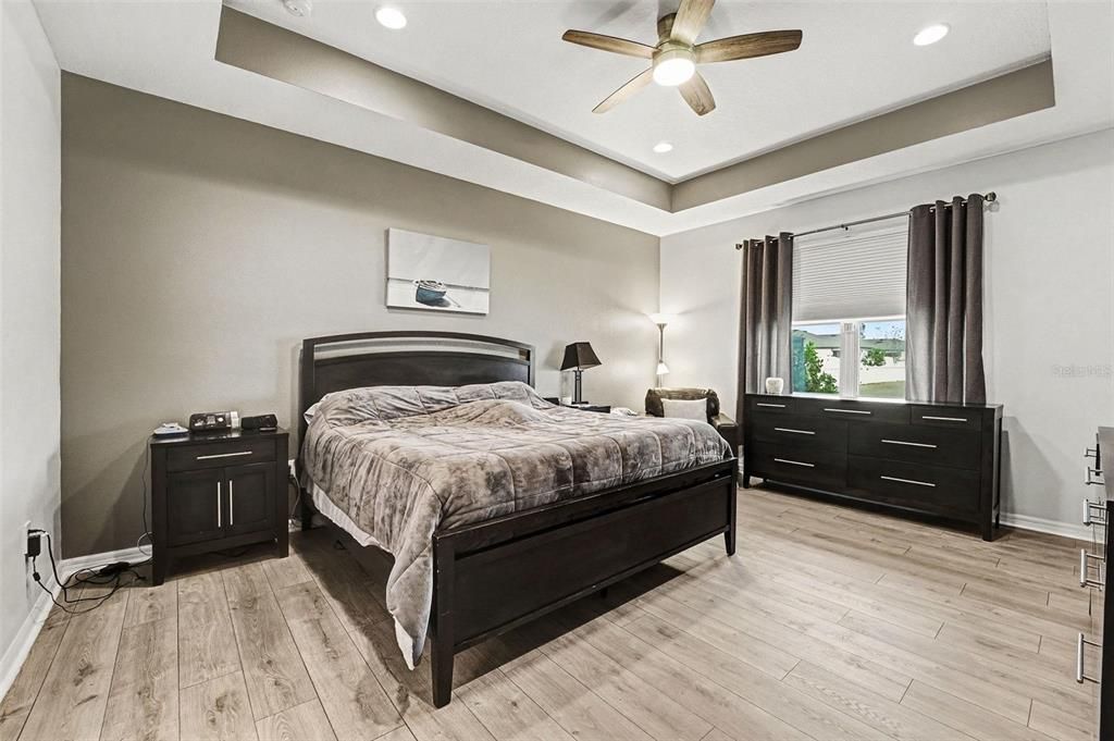 Active With Contract: $405,000 (4 beds, 3 baths, 2313 Square Feet)