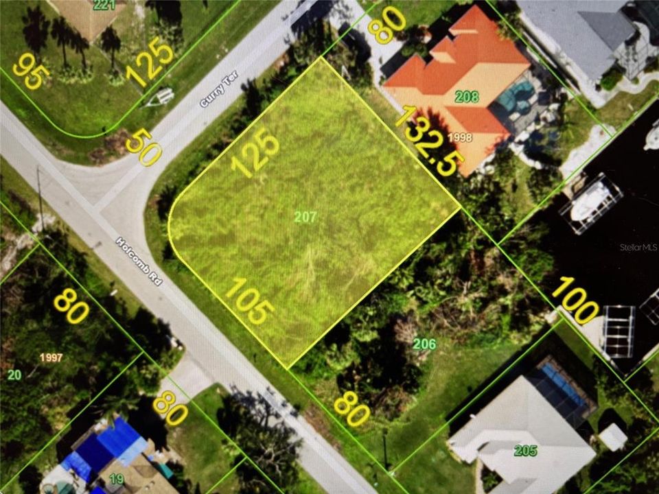 合同活跃: $166,000 (0.67 acres)