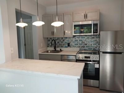 For Sale: $1,399,000 (2 beds, 2 baths, 2900 Square Feet)