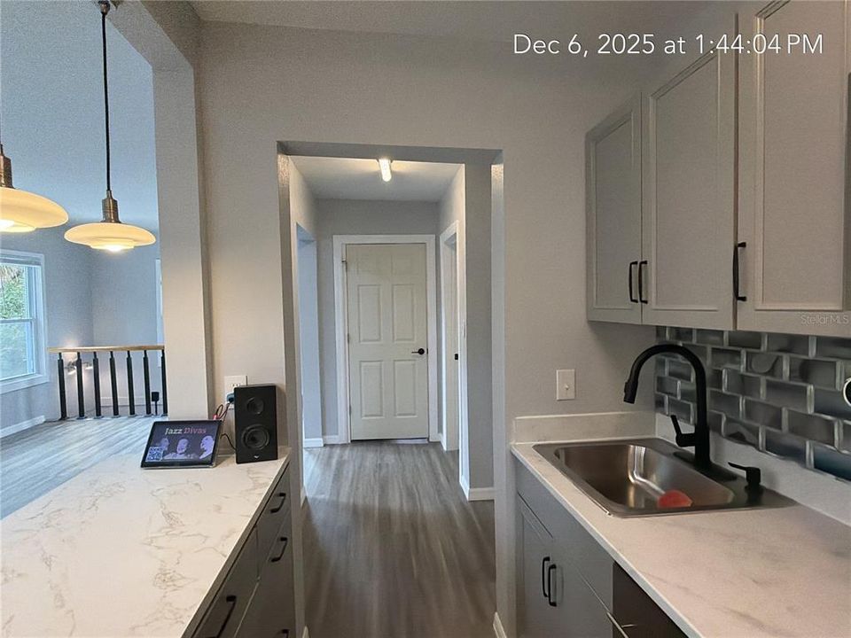 For Sale: $1,399,000 (2 beds, 2 baths, 2900 Square Feet)