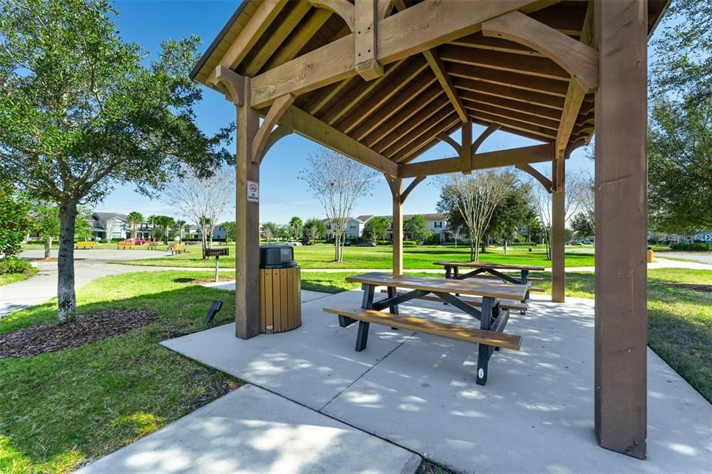 Active With Contract: $193,423 (3 beds, 2 baths, 1636 Square Feet)