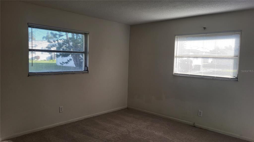 For Sale: $279,900 (2 beds, 2 baths, 1246 Square Feet)