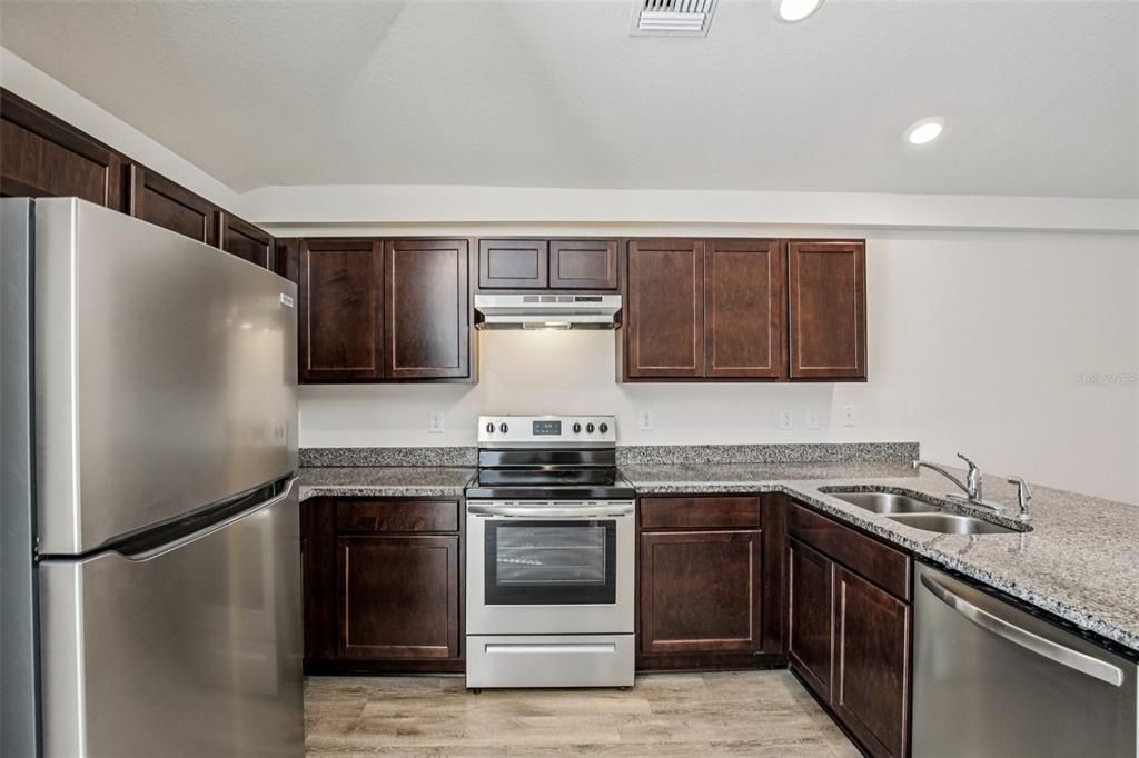 En Venta: $440,000 (4 camas, 0 baños, 2096 Pies cuadrados)