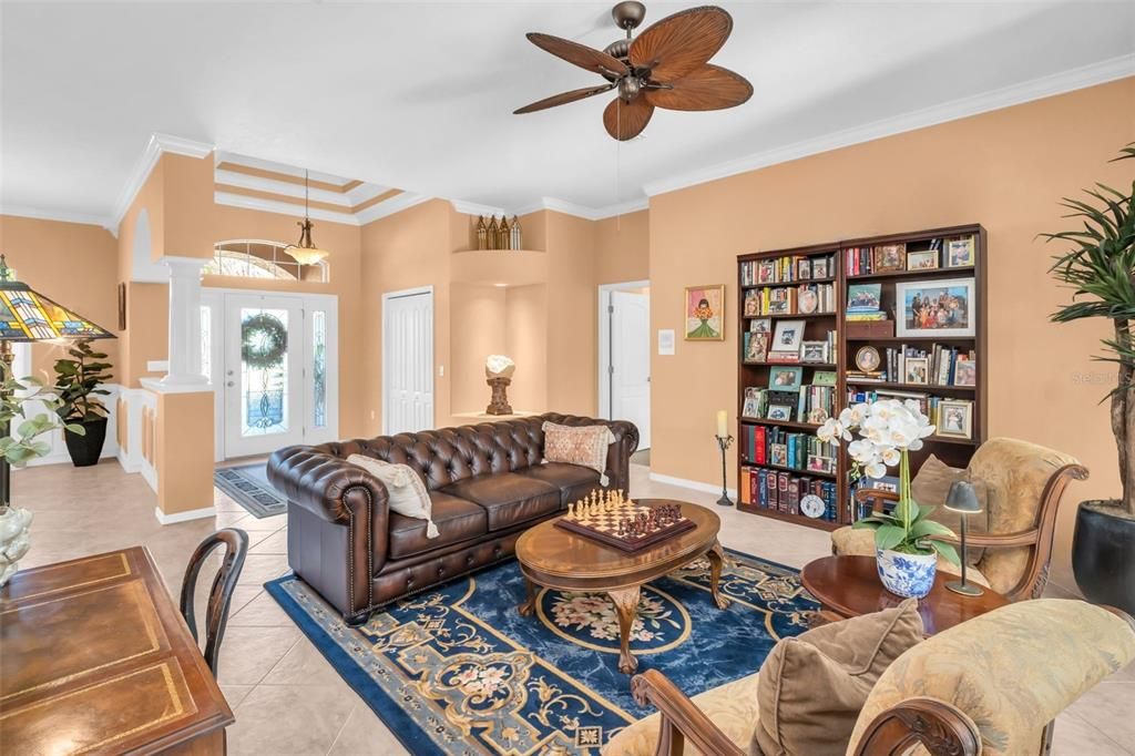Activo con contrato: $544,900 (3 camas, 3 baños, 2889 Pies cuadrados)