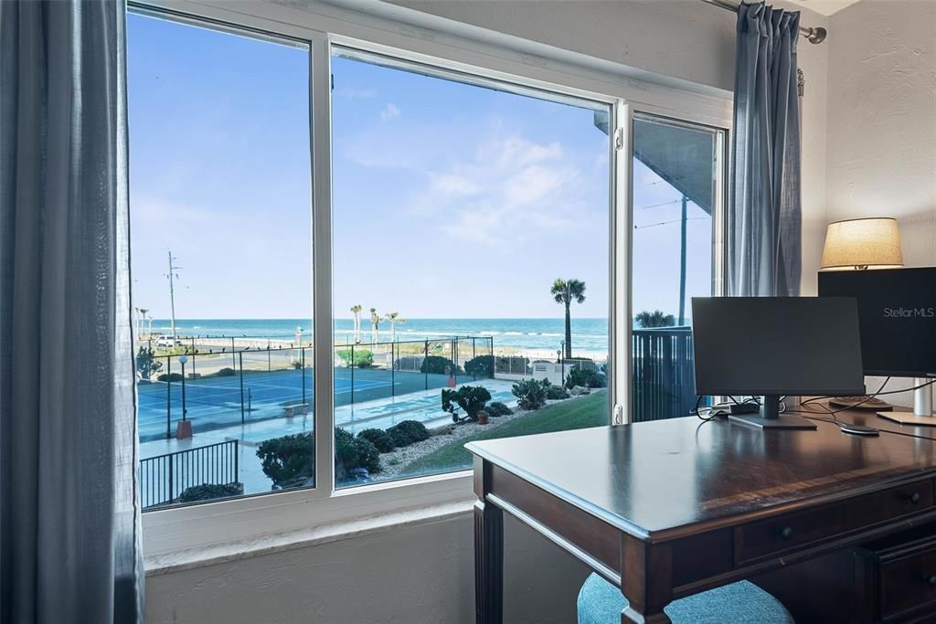 For Sale: $330,000 (2 beds, 2 baths, 1030 Square Feet)