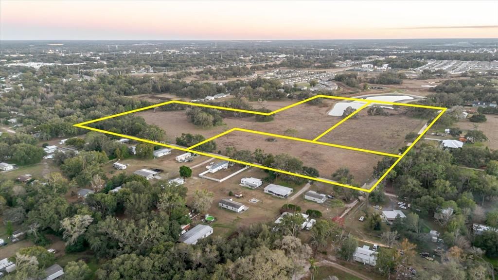 На продажу: $2,250,000 (30.00 acres)