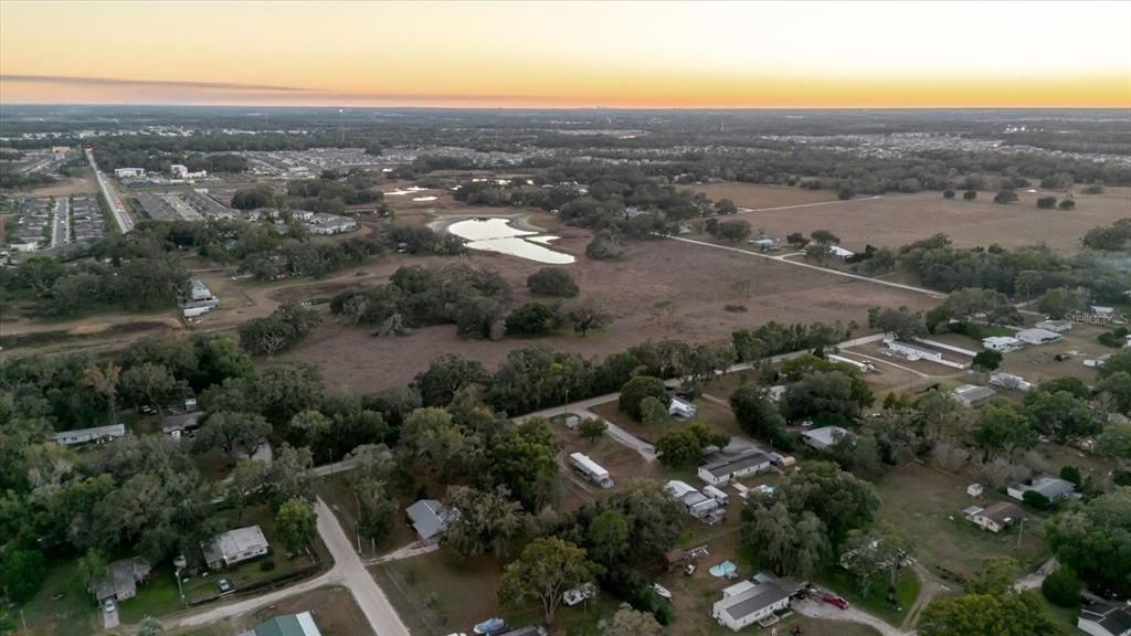 На продажу: $2,250,000 (30.00 acres)