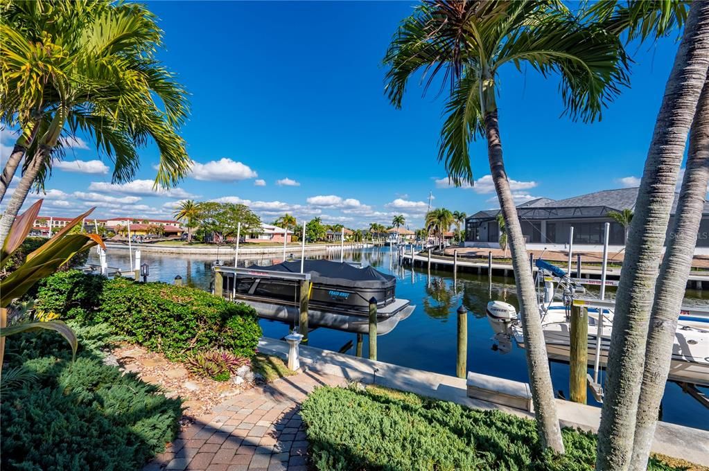 For Sale: $1,750,000 (3 beds, 3 baths, 2846 Square Feet)