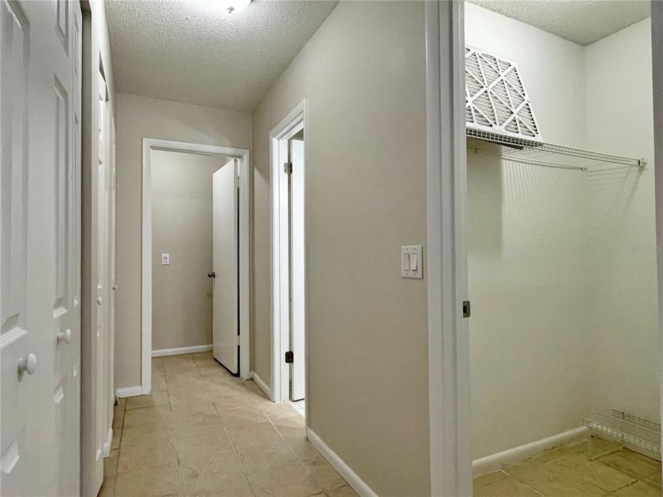 En Venta: $250,000 (3 camas, 2 baños, 1561 Pies cuadrados)