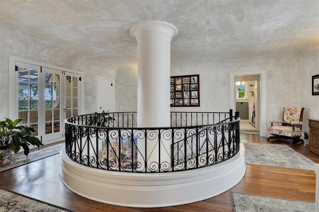 На продажу: $925,000 (5 спален, 4 ванн, 4988 Квадратных фут)