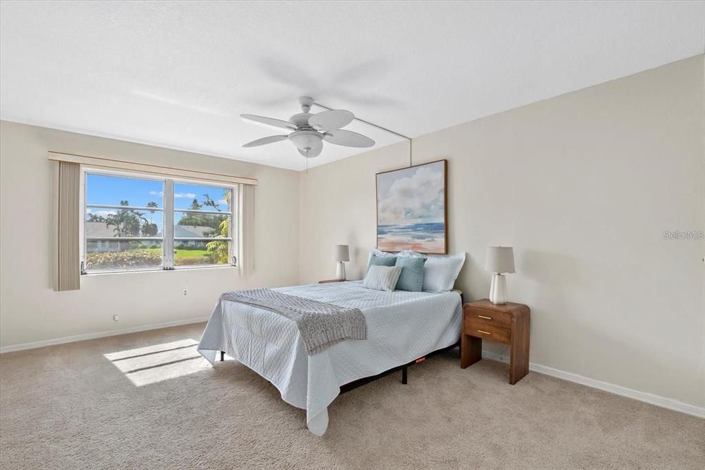 Activo con contrato: $1,850 (2 camas, 2 baños, 1389 Pies cuadrados)