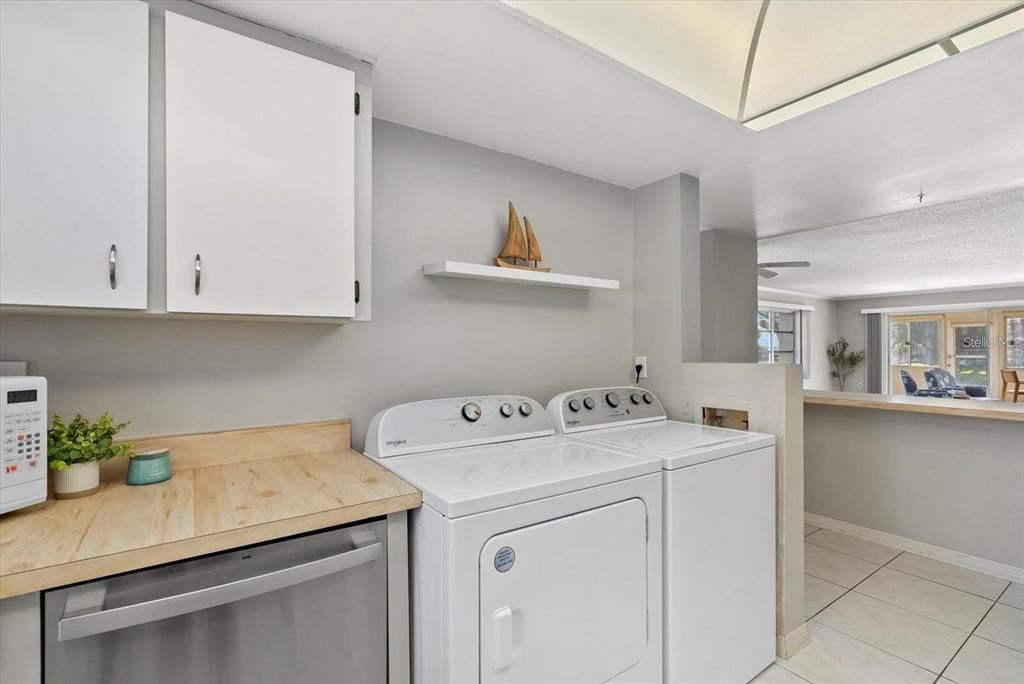 Activo con contrato: $1,850 (2 camas, 2 baños, 1389 Pies cuadrados)