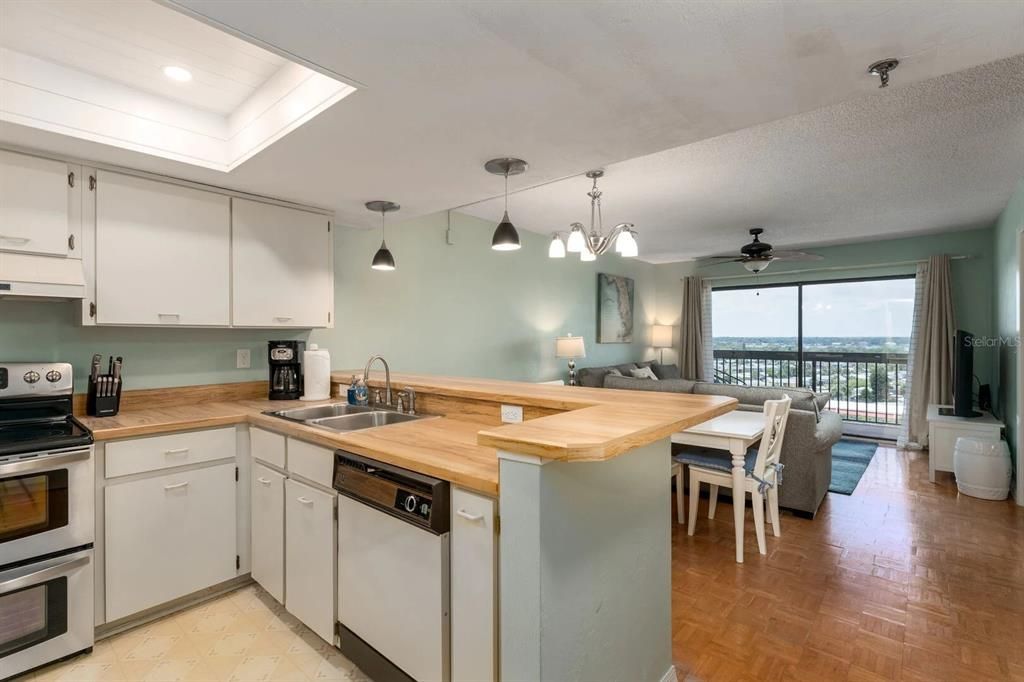 En Venta: $299,000 (1 camas, 1 baños, 767 Pies cuadrados)